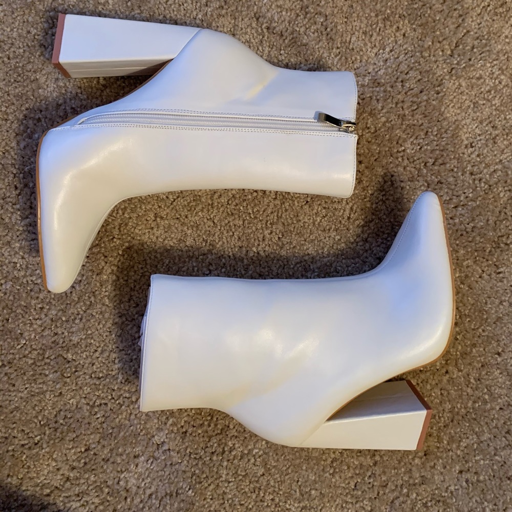 Boohoo white heeled ankle boots